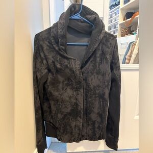 Lululemon Button Up Cardigan Size 8 EUC